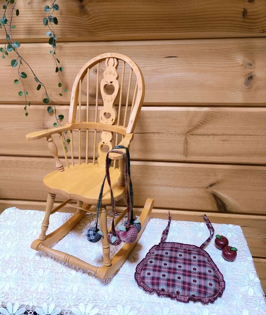 ⭐️アメリカンカントリー雑貨❤まん丸りんごのロッキングチェア✿ドール用✿