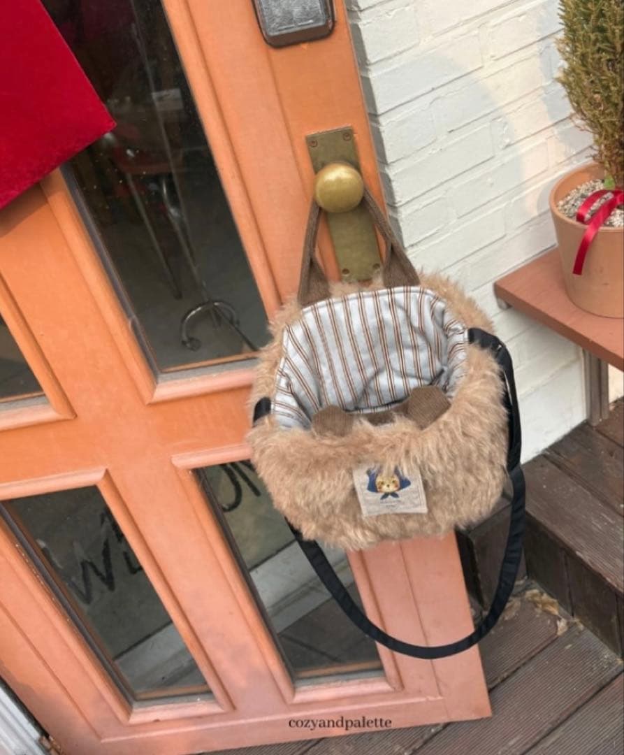 犬服・アクセサリー COZY N Cheeselet Walk Bag Winter Fur
