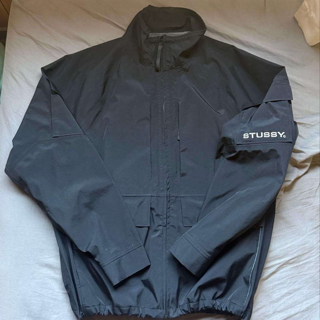 stuusy ナイロンジャケット