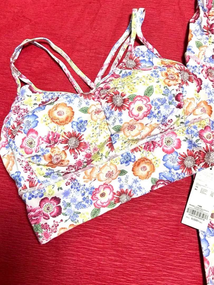 タグ付新品　スカーラM上下セットアップ　通販完売人気ウェア　未使用バック付