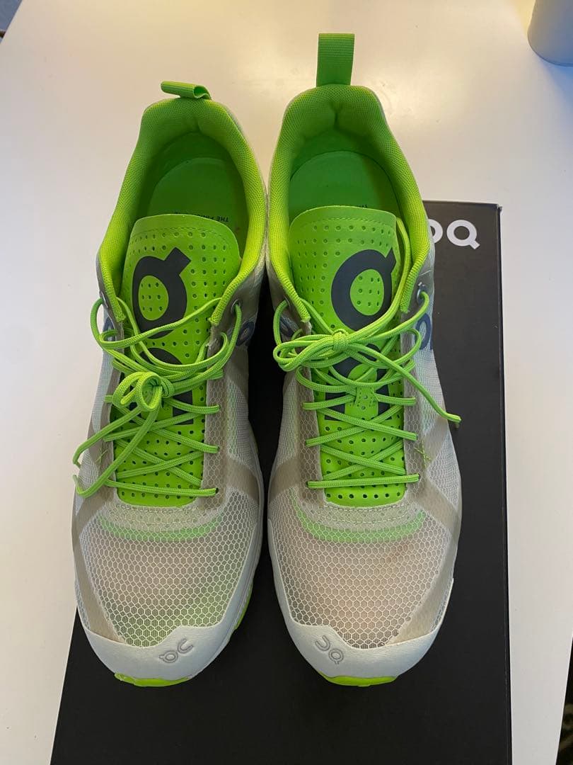 On (新品) Clouds racer ( 30 cm)