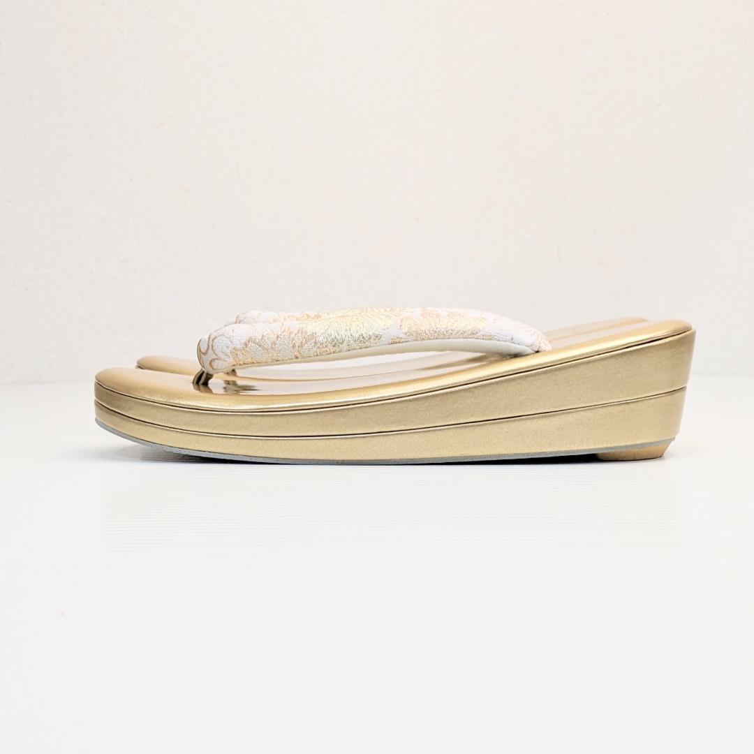 和装 草履バッグセット 白 金 ゴールド 帯地 菊花 古典 フリーサイズ u87