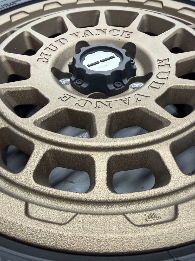 ウェッズ マッドヴァンス X type F 16インチ ホイールタイヤセット