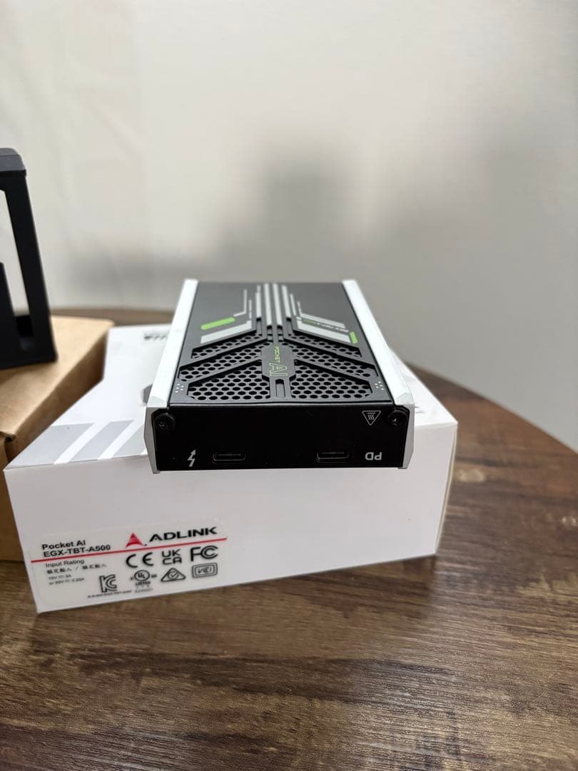 ADLINK Pocket AI/RTX A500/外付けGPU