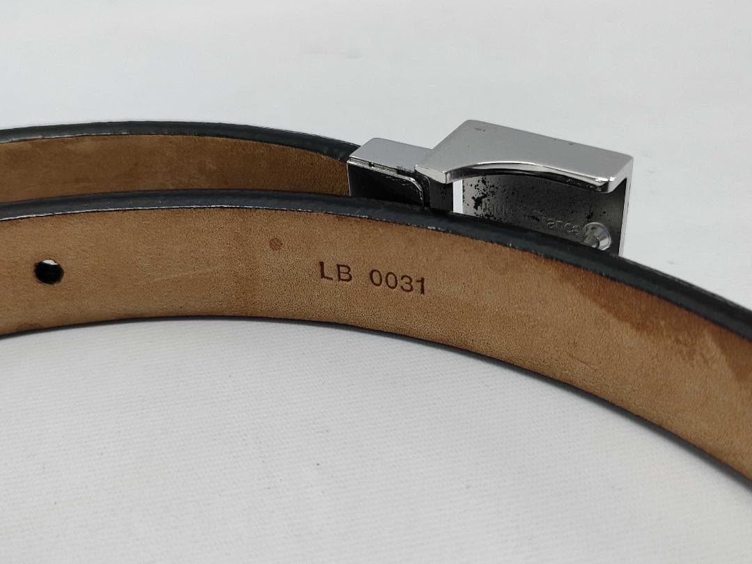 LOUIS VUITTON サンチュールキャレ 細身ベルト 65±5cm d43