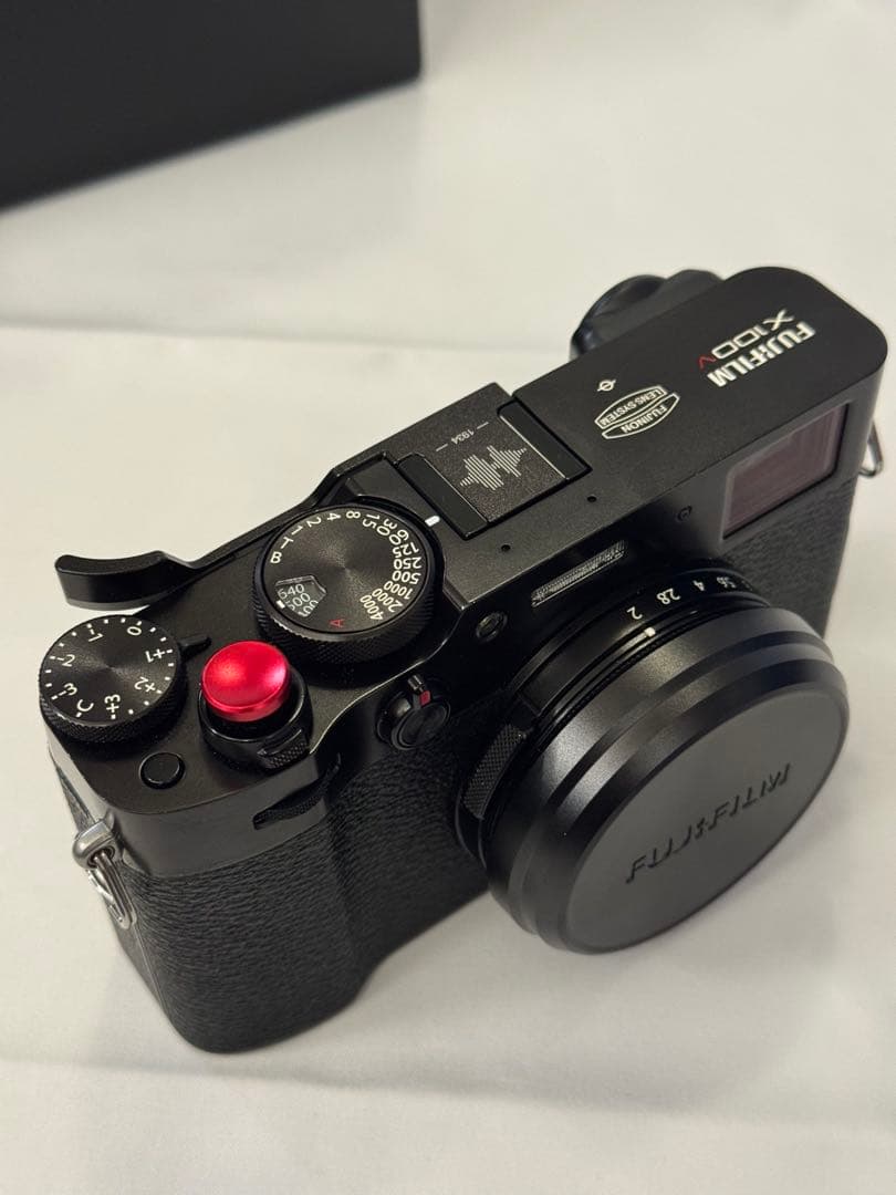 アクセサリー多数！FUJIFILM X100V