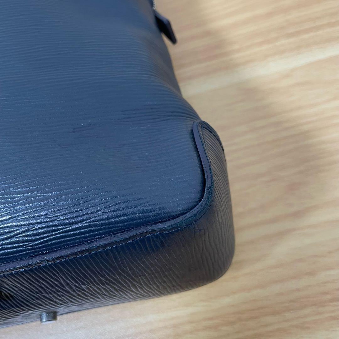 アニアリ　ビジネスバッグ　ブリースケース　レザー　ネイビー