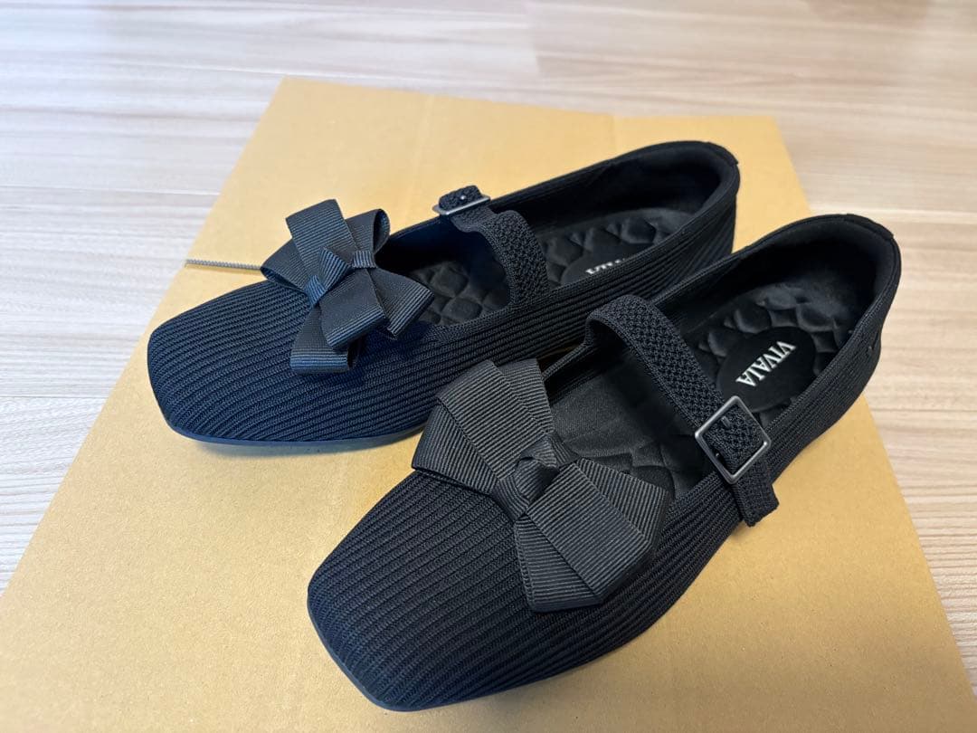 VIVALA フラットシューズ 2足、シューズクリップ