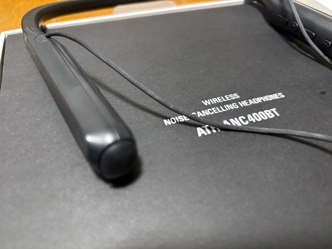 オーディオテクニカ　Bluetoothイヤホン カナル型　ネックバンド