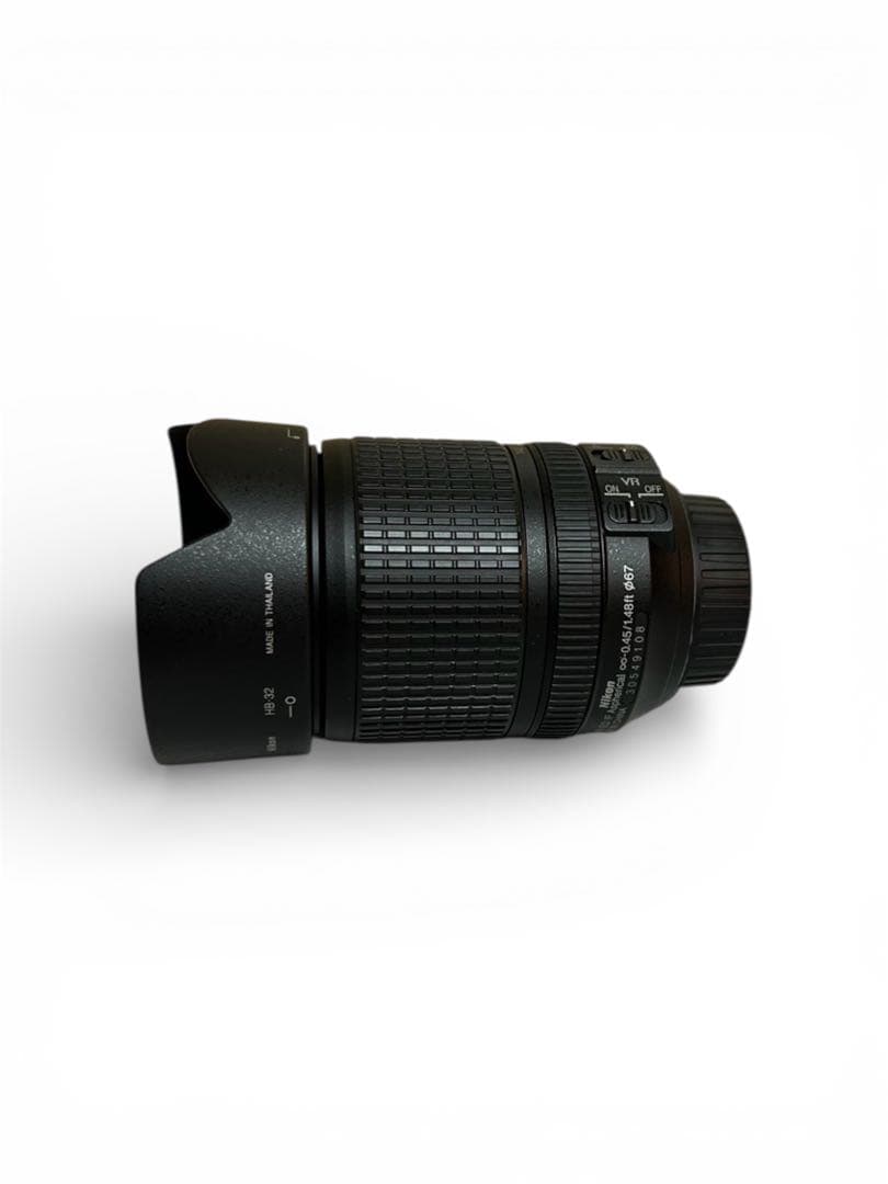 美品　Nikon DX 18-140mm f/3.5-5.6G ED VRレンズ