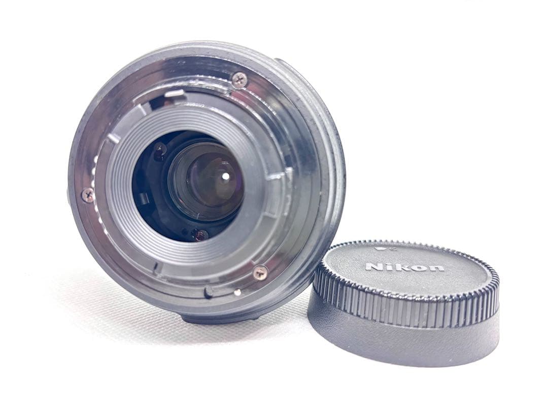 【ほぼ新品 外箱】ニコン Nikon D5600 広角ダブルキット　S6300回