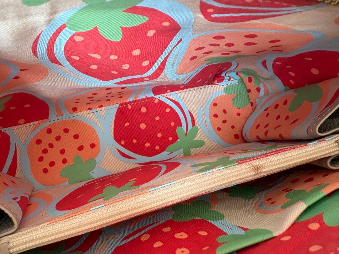 イアンヌ　IANNE◆オムレット　ショルダーバッグ