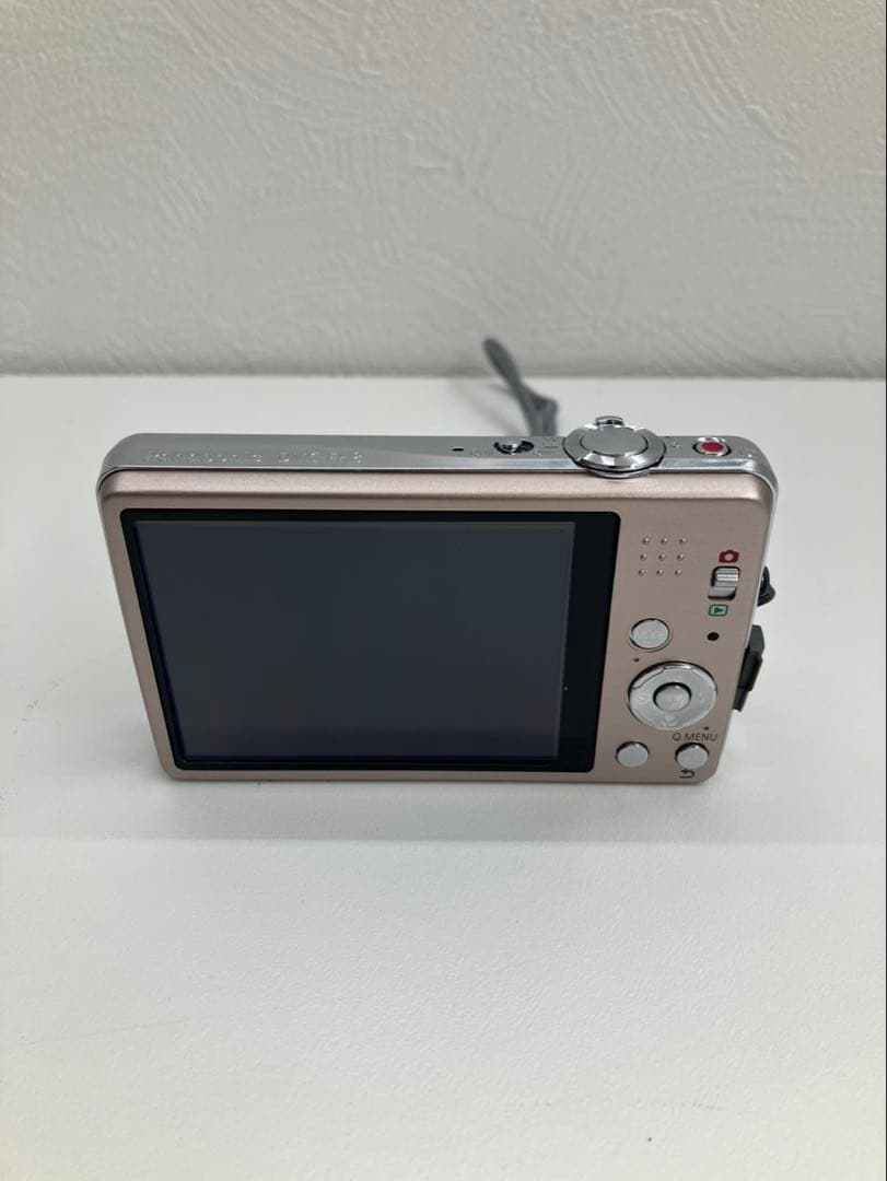 【極美品】Panasonic LUMIX DMC-FH8 ゴールド 動作確認済み