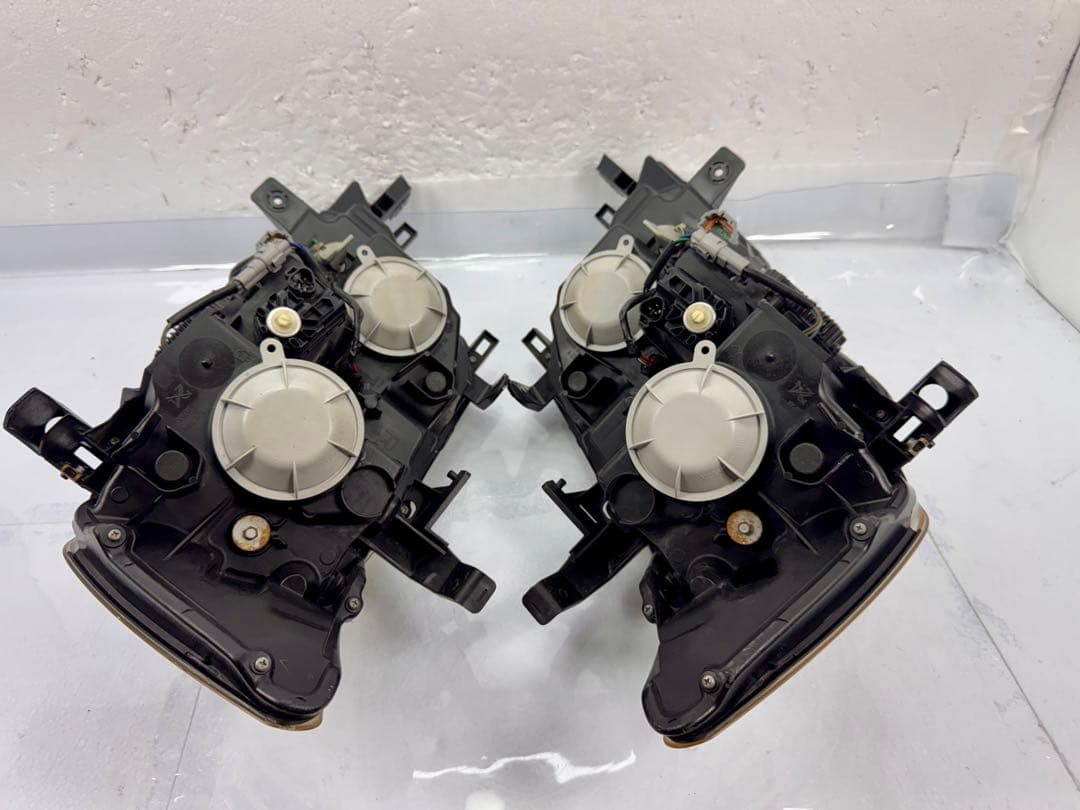 日産セレナ HWS C25 CC25 後期 HID ヘッドライト 左右