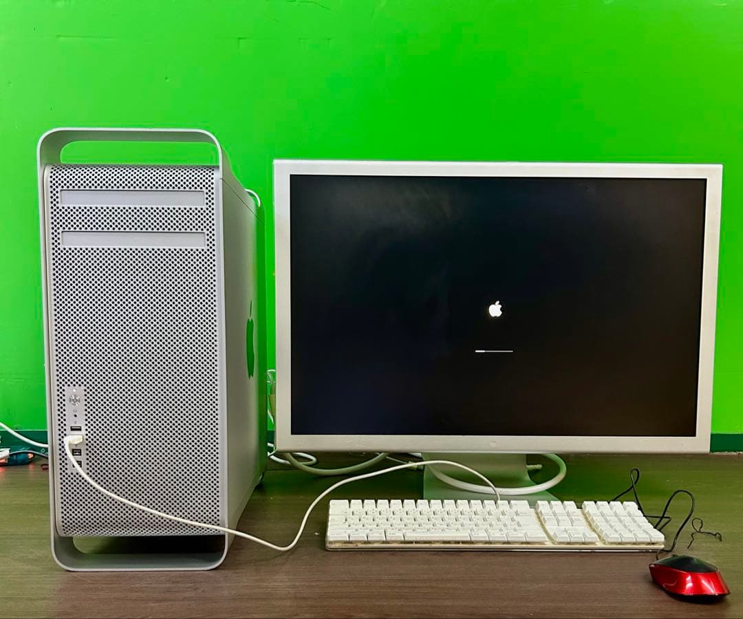 美品の動作商品　Mac PRO 2010本体のみ