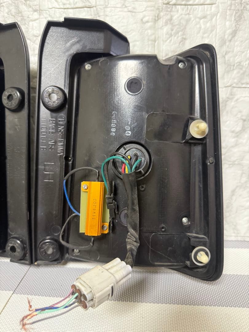 ダイハツ MOVE コンテ L575S L585S ￼ テールライト LED