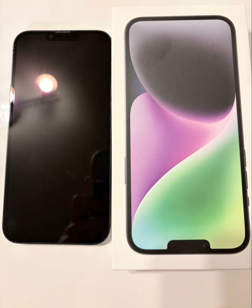 Apple iPhone 14Plus 本体　256GB 美品