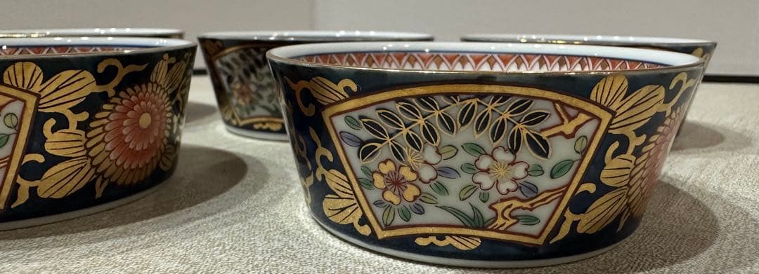 賞美堂 其泉窯 花柄装飾の陶器ボウル鉢5個セット