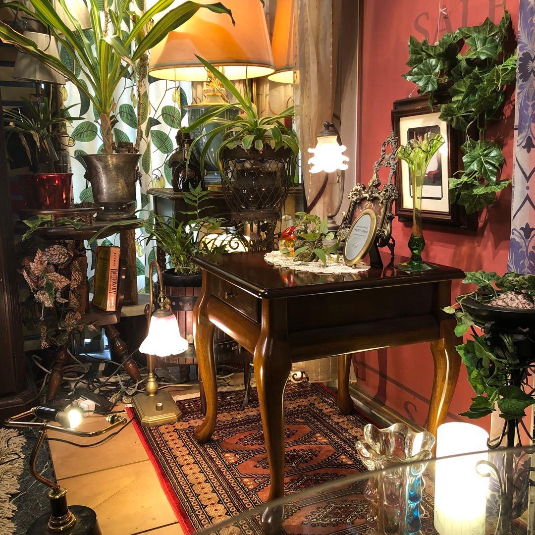 Sale 猫脚　クラシック　コンパクト　アンティーク　テーブル　引き出し付き