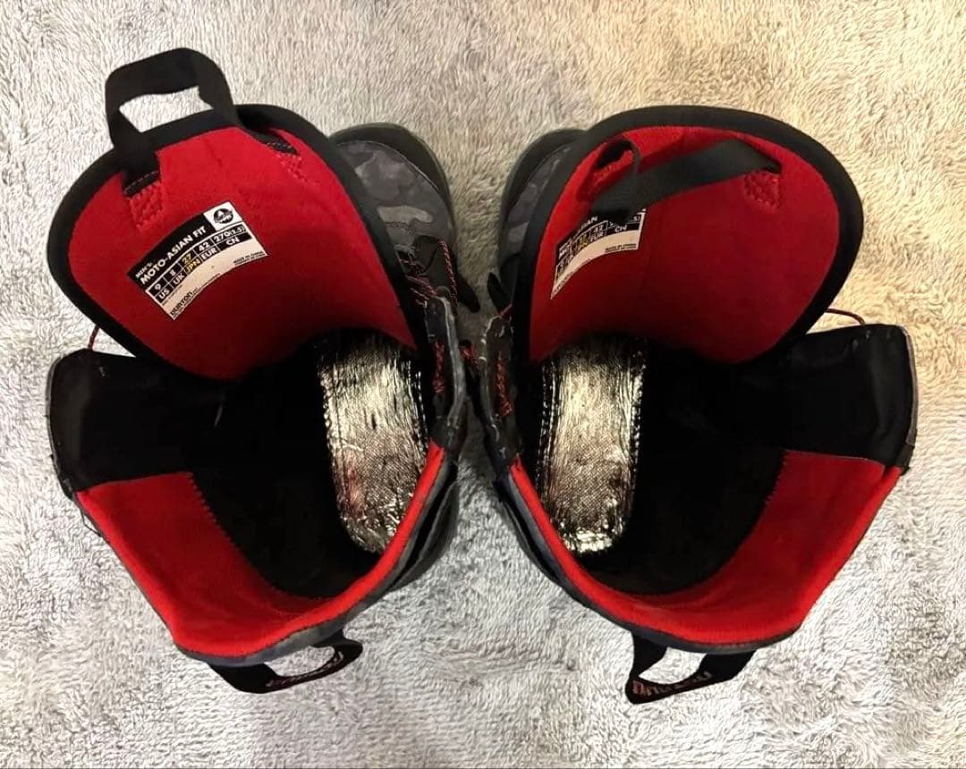 BURTONメンズスノーボードブーツ