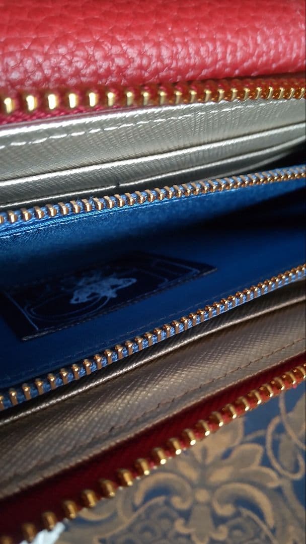 牛革/ 前ポケット付きウォレットバッグ