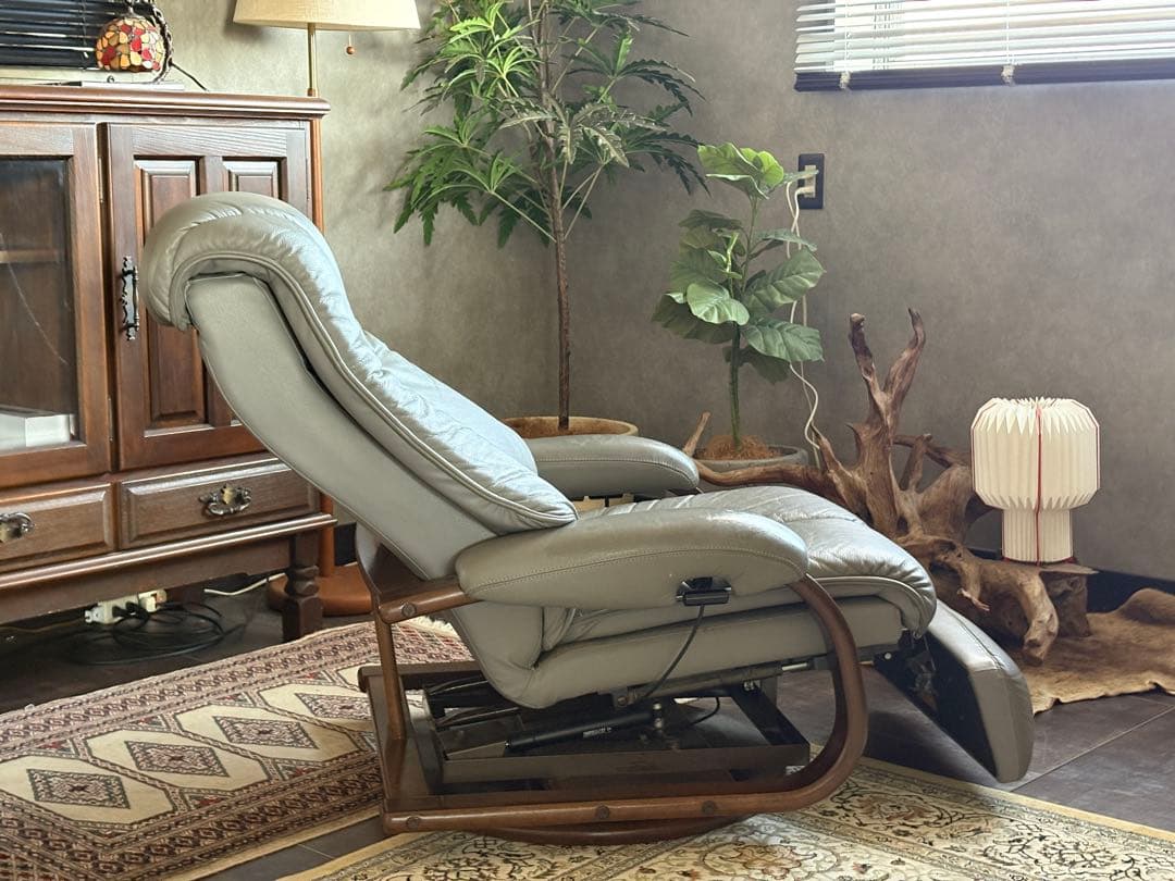 フジファニチア　FUJIFUNITURE パーソナルソファ　本革レザー　YZ