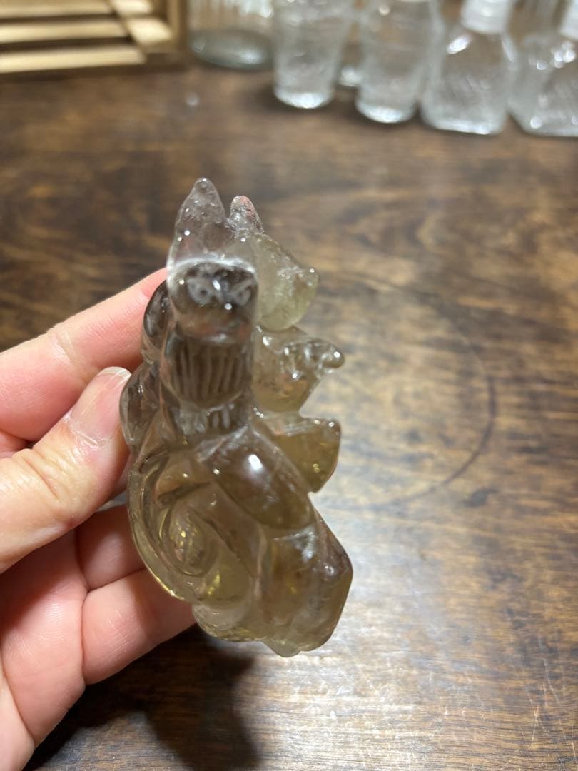 九尾のキツネ　カービング　シトリン　花