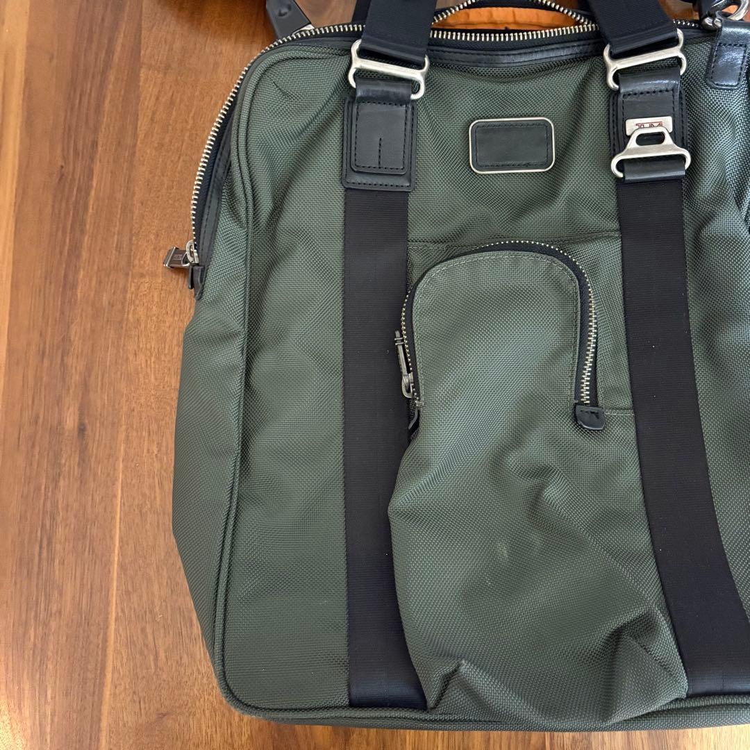 ◎週末限定セール中 TUMI オリーブグリーン ビジネスバッグ 2月末まで出品