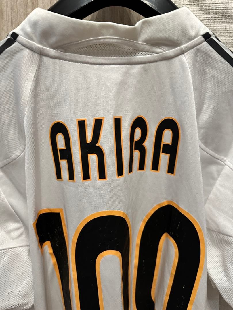 2004-05シーズン　レアルマドリード　ホームユニフォーム