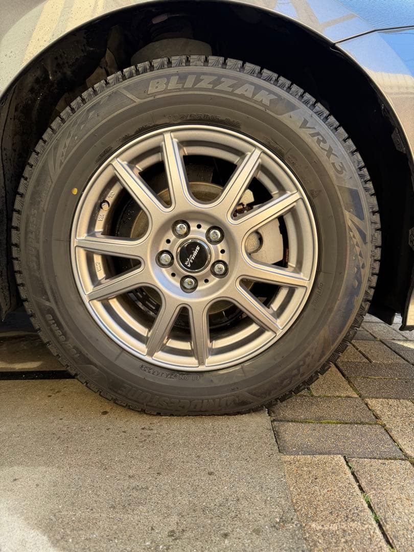 ブリジストン　ブリザックVRX3
