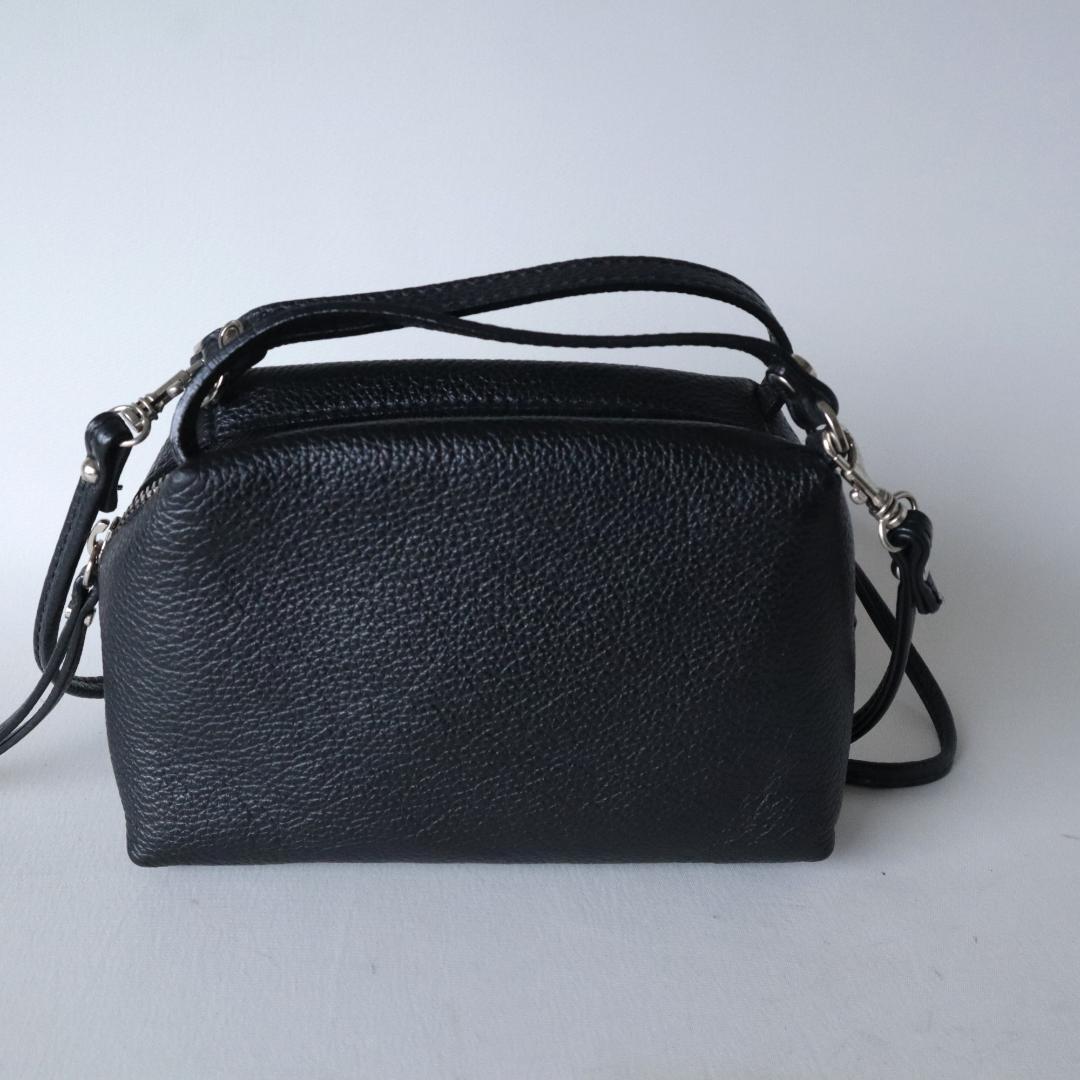 美品ジャンニキアリーニ アリファS 2wayショルダーバッグ ブラックイタリア製