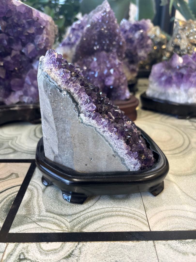 アメジスト　ストーン　鉱石　希少　置物　インテリア