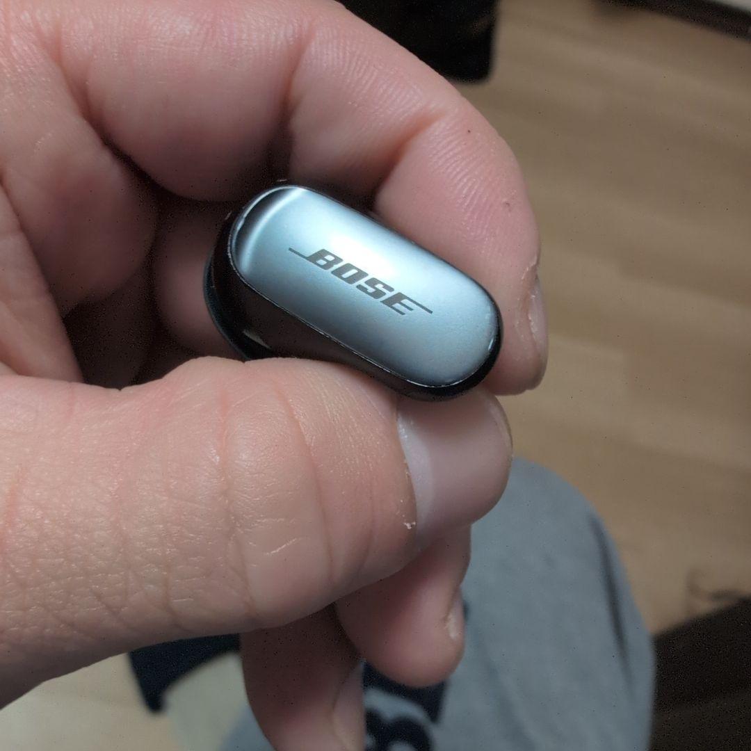Bose quietcomfort ultra earbuds　第一世代