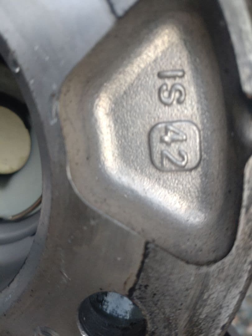 【coconats様】ハリアー18インチ　ブリヂストンスタッドレスセット