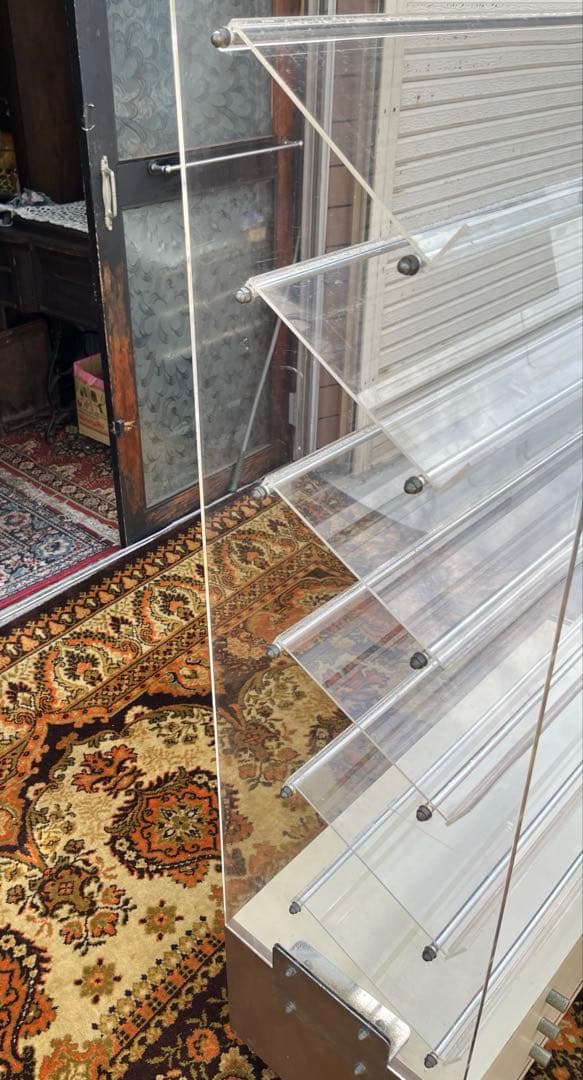 ウォッチバンドラック 店舗 什器 アクリル棚 インテリア アンティーク