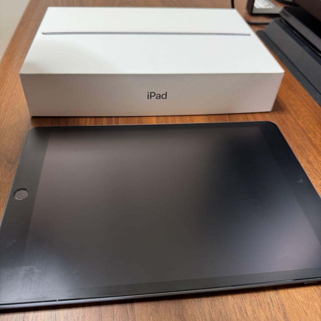 Apple iPad スペースグレー 本体　カバーセット