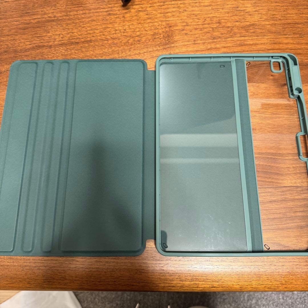 Apple iPad スペースグレー 本体　カバーセット