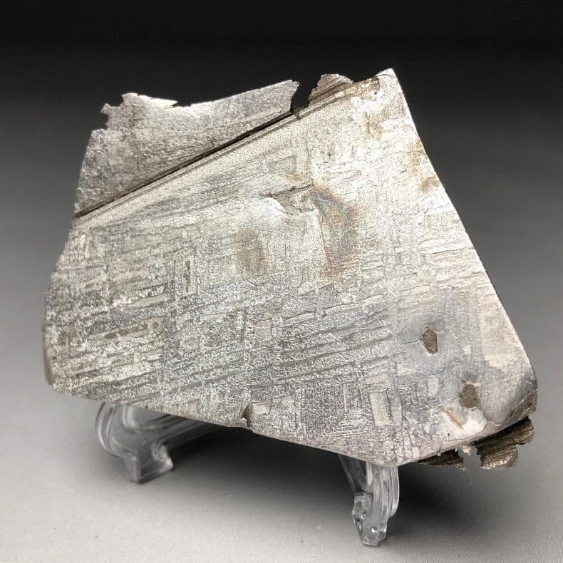 は*は様 隕石 鉄隕石　アルタイ隕石　原皮付き　ナチュラル　原石　重さ約135ｇ