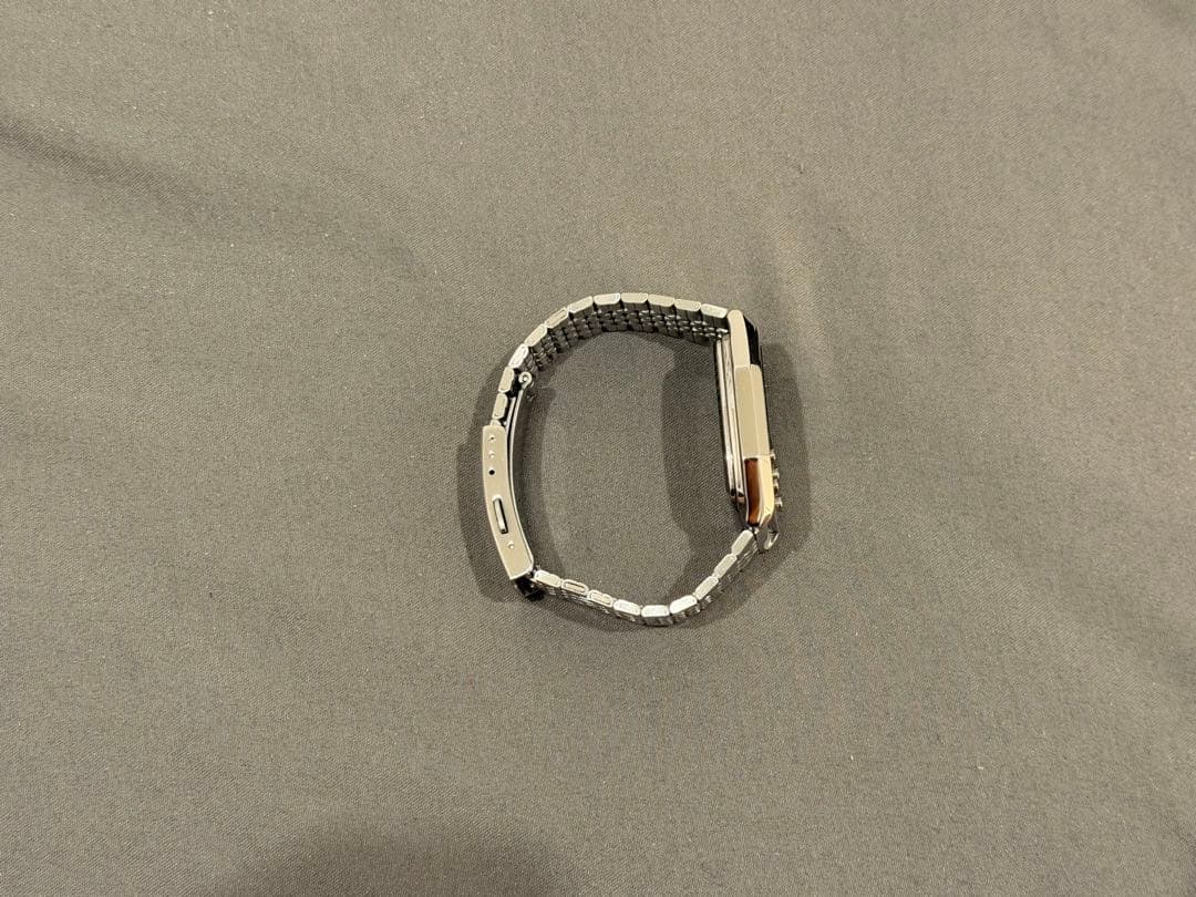 美品 CASIO A1100D-1 シルバー