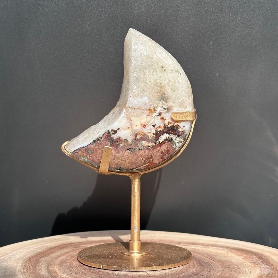 天然石シトリンの月　置物　台座付きG.64