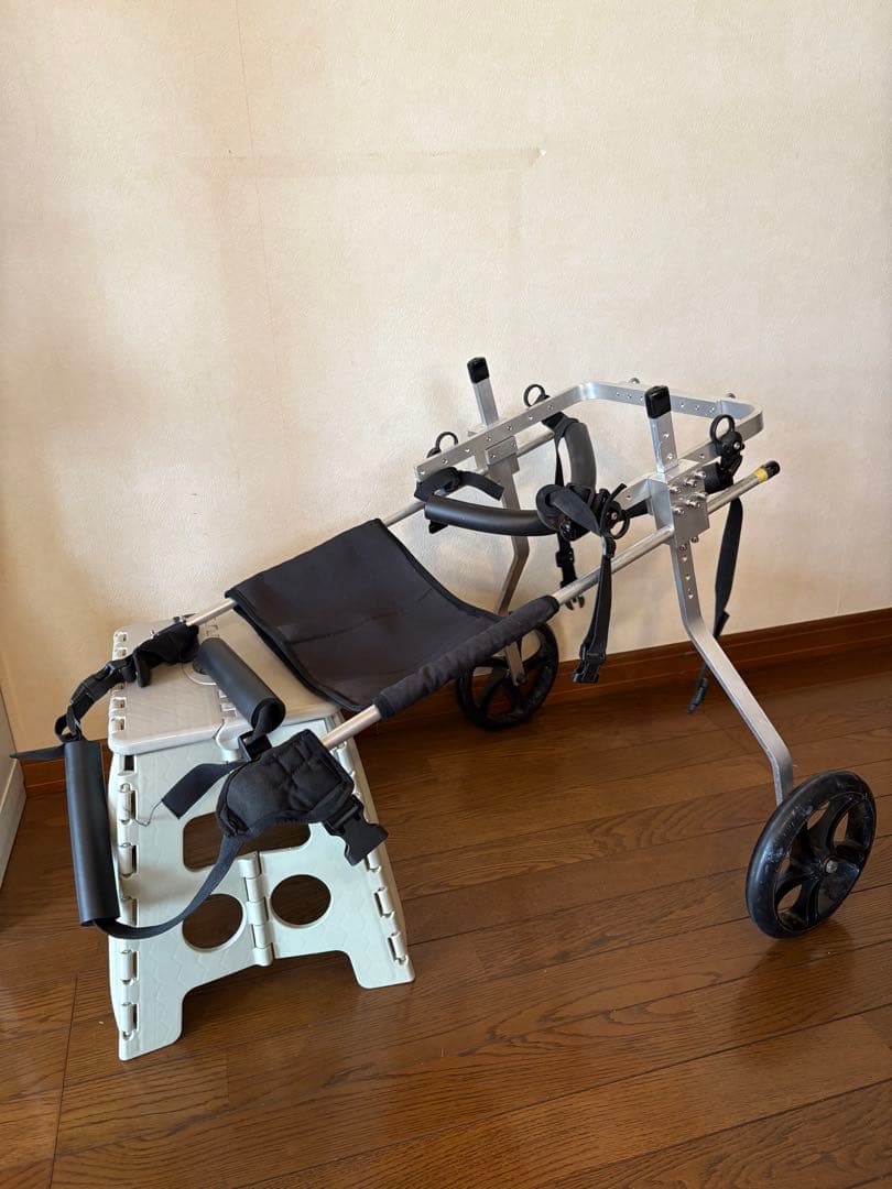 中〜大型犬用☆犬用車椅子（歩行補助輪）送料込み