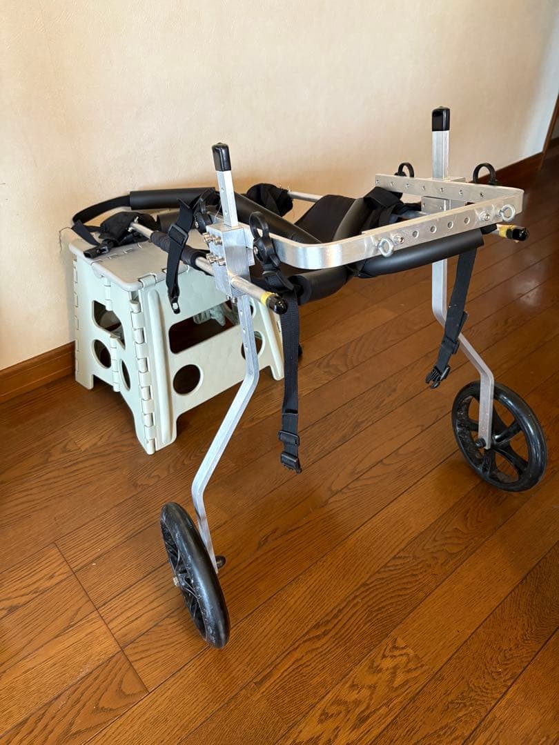 中〜大型犬用☆犬用車椅子（歩行補助輪）送料込み