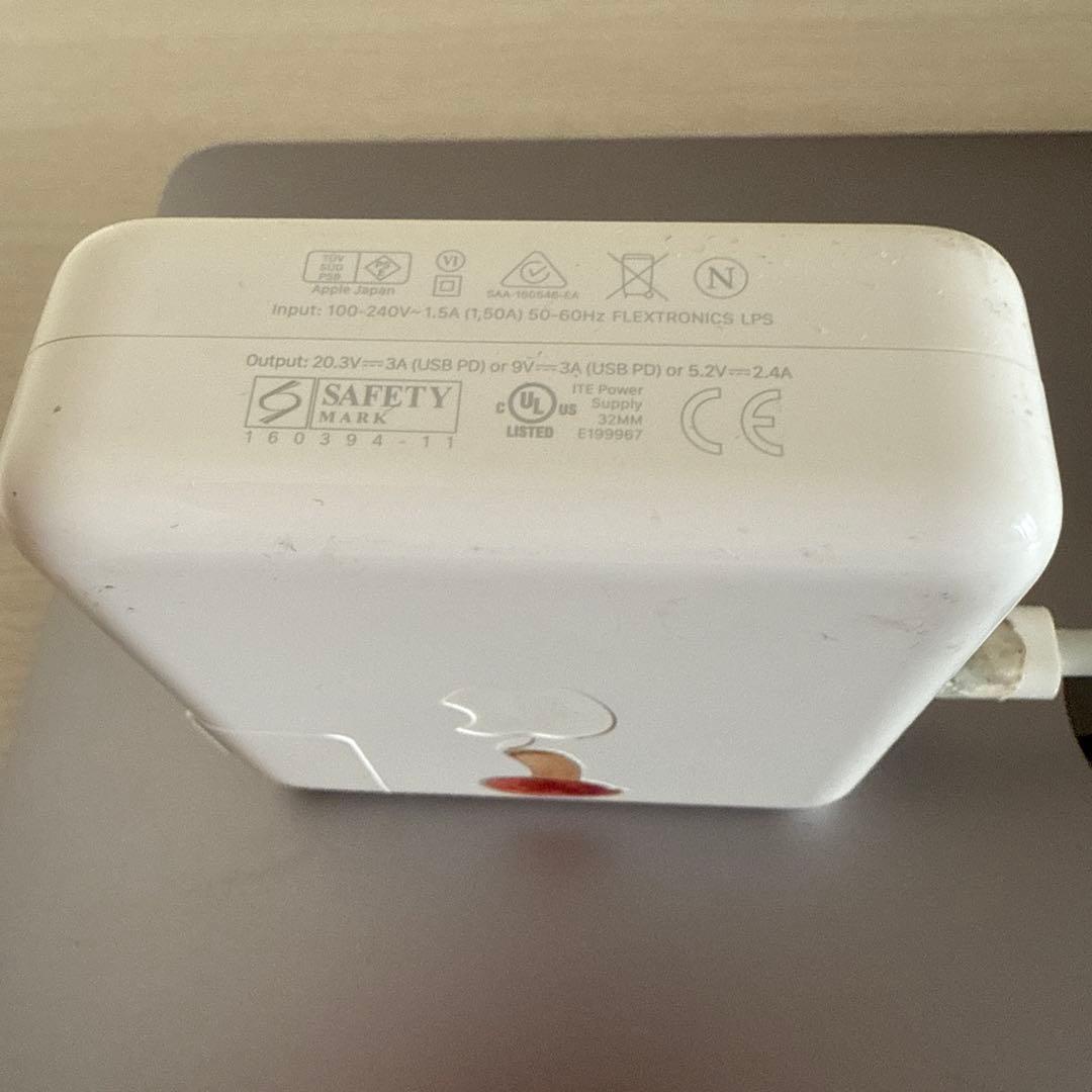 MacBook Pro 13インチ スペースグレー