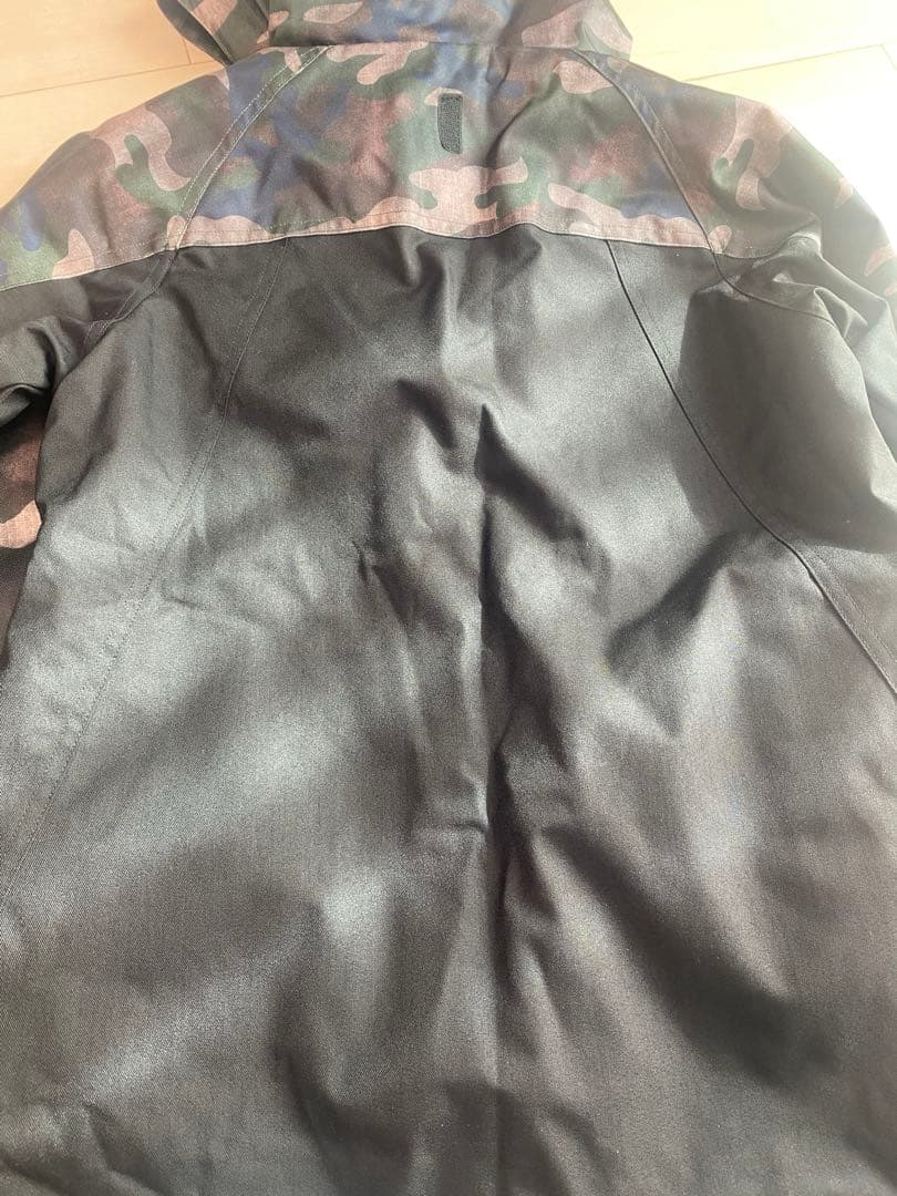 カモフラ柄　迷彩　スノーボードウェア スノボウェア　ゴーグル付き　Mサイズ　9号