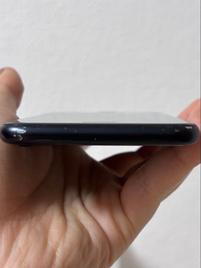 iPhone SE 第二世代 128GB ブラック