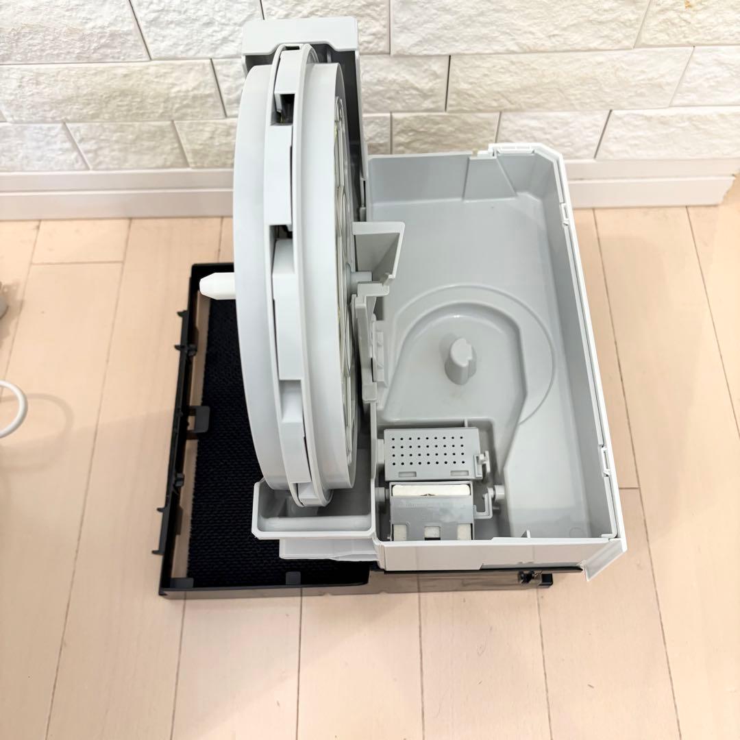 美品 ダイキン　加湿機能付　空気清浄機　2021年製　mck55y-w