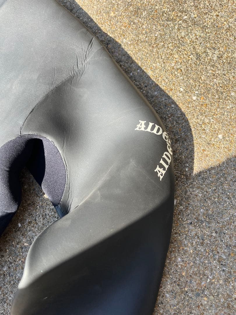週末値下げ　AIDENTIFY フロントジッパー タッパー ブラック