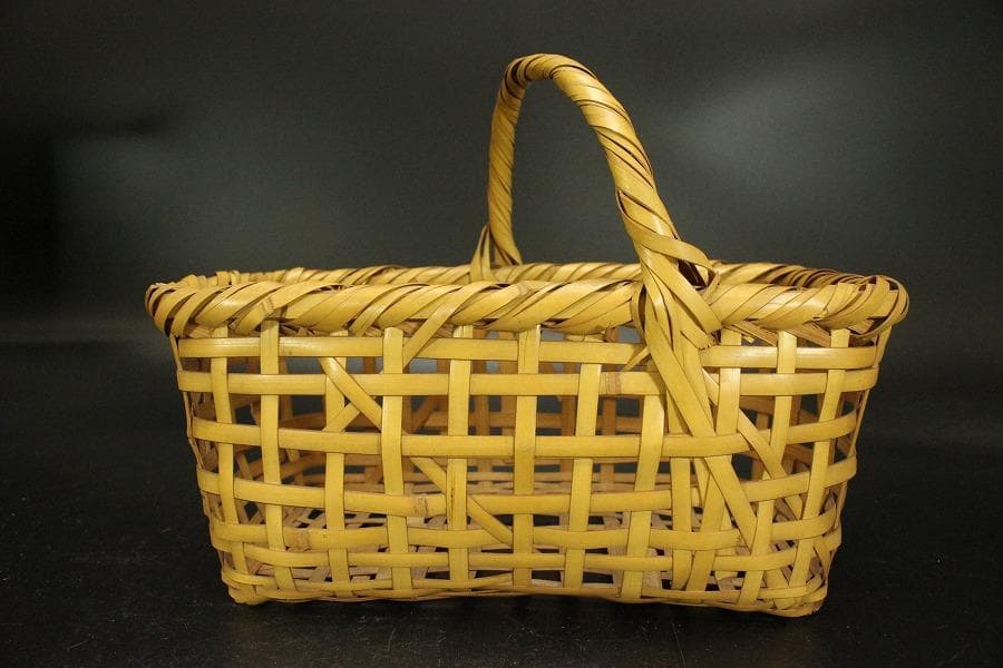 茶道具 白竹花籠 尚坡作 共箱(ZE656)