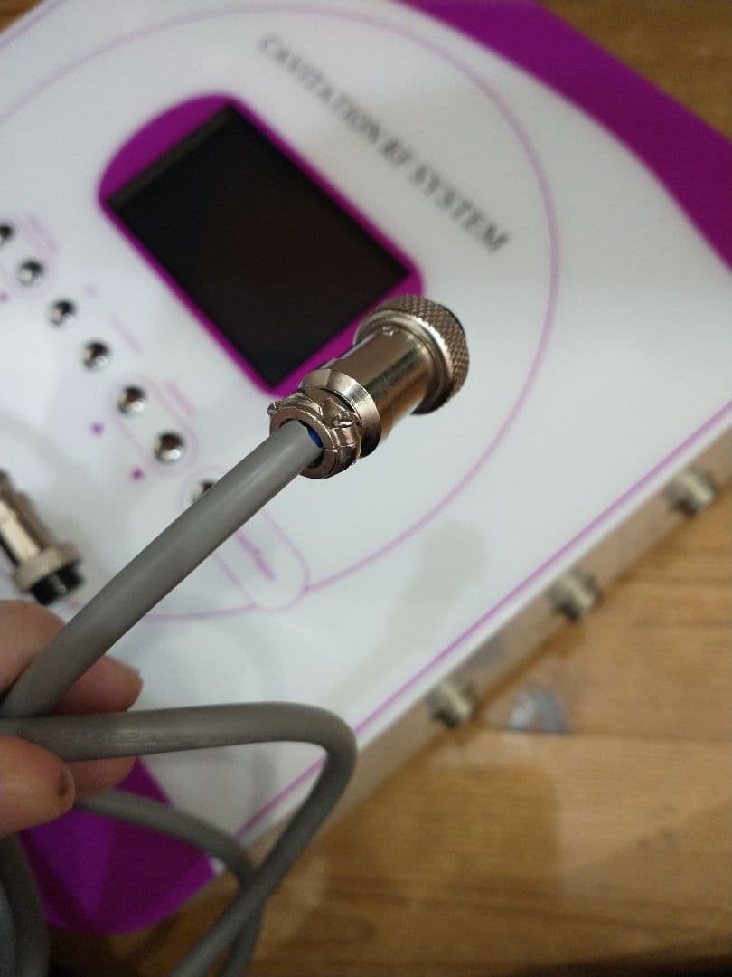 キャビテーション　業務用　40khz エステ ラジオ波 美顔器　(欠品部品あり)