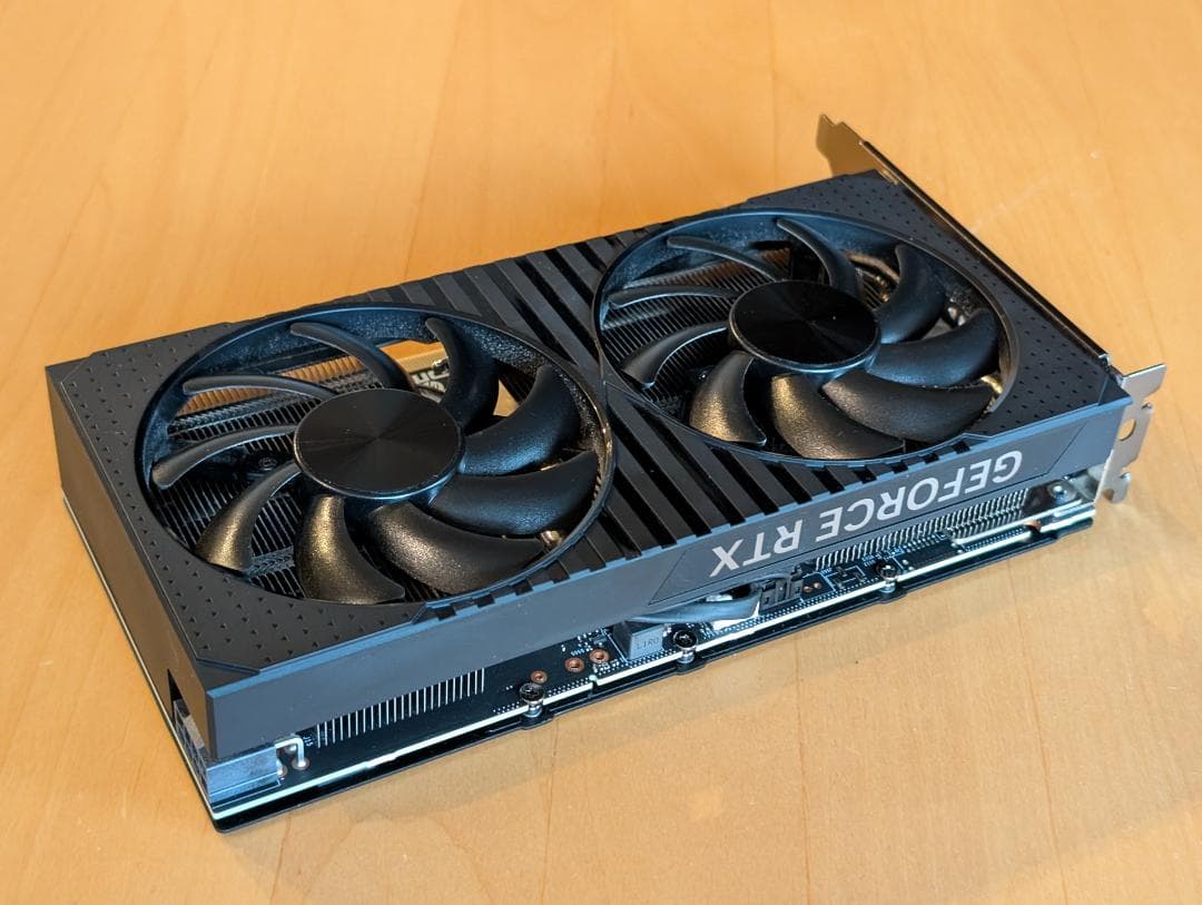 GeForce RTX 4060Ti 8GB：HP Victus 15L内蔵品